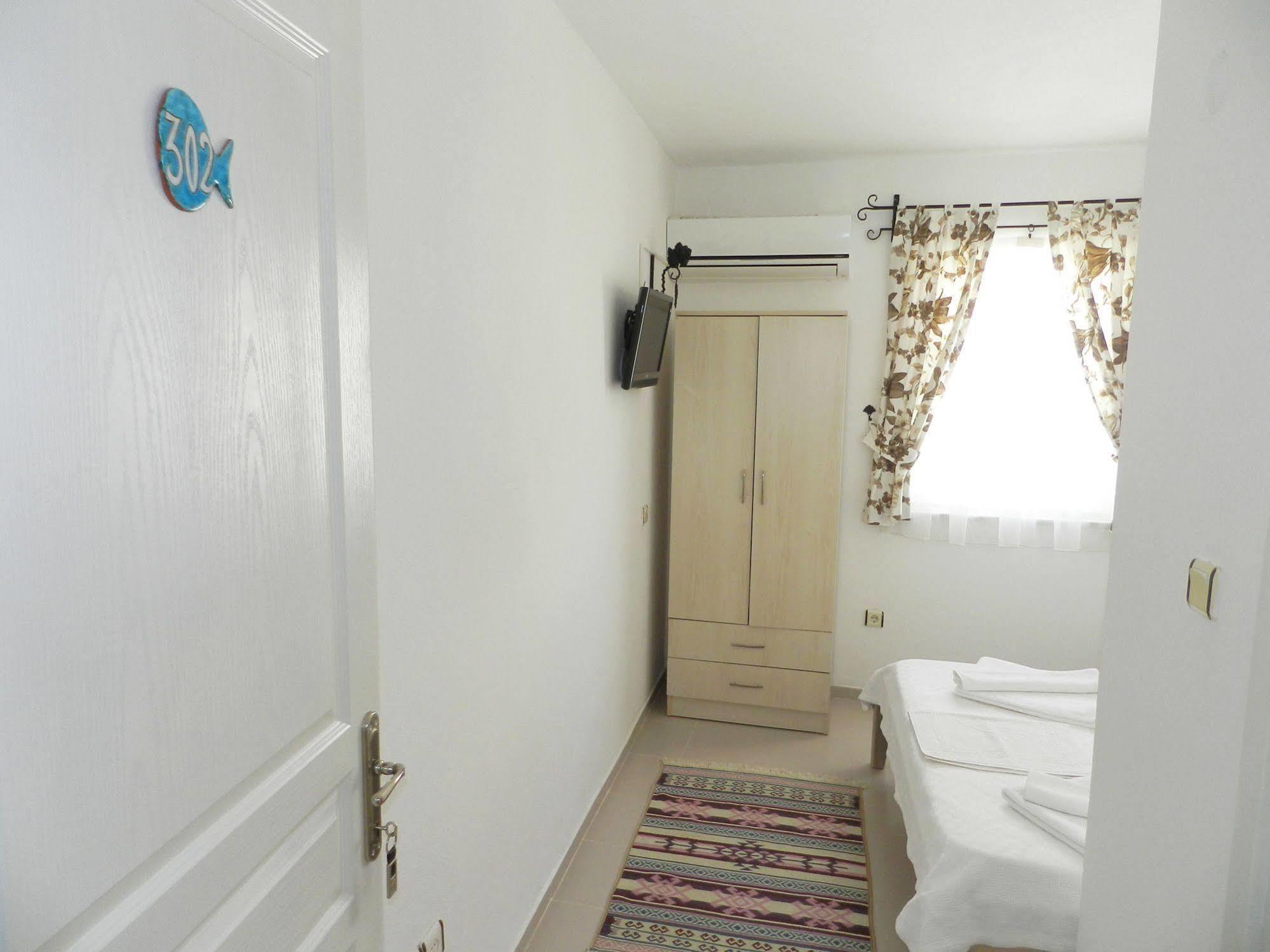 Ada Hotel Бозджаада Екстер'єр фото