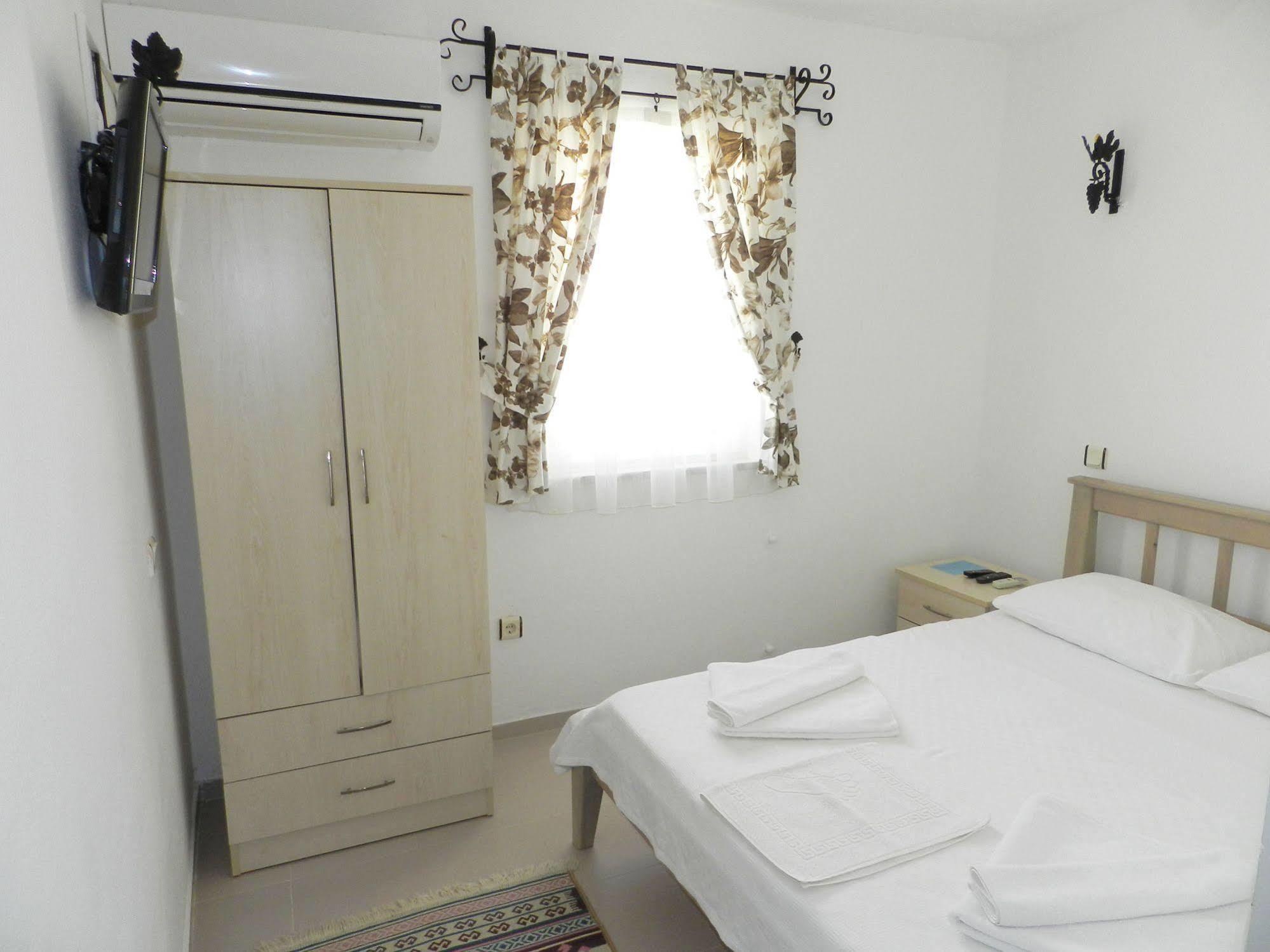 Ada Hotel Бозджаада Екстер'єр фото